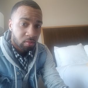 Meet your Posher, Ellis